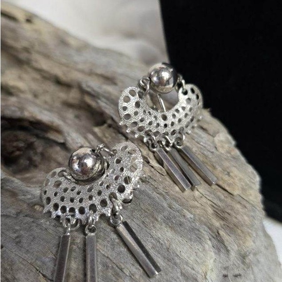 Vintage 1970's Sarah Coventry Boho
Charisma Tassel - Picture 3 of 4